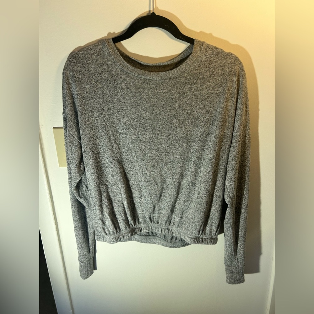 Heather gray long sleeve